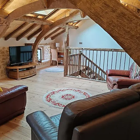 Hello Pyrenees Tatil Evi Castelvieilh