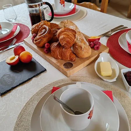 Hello Pyrenees Tatil Evi *