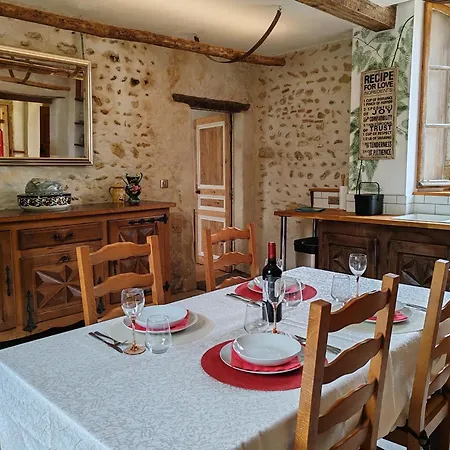 Tatil Evi Hello Pyrenees Castelvieilh